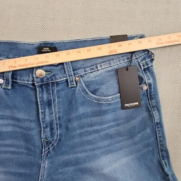 True Religion Geno Men's Size 40x32 Relaxed Slim Big Flap Medium Heavenly Wash