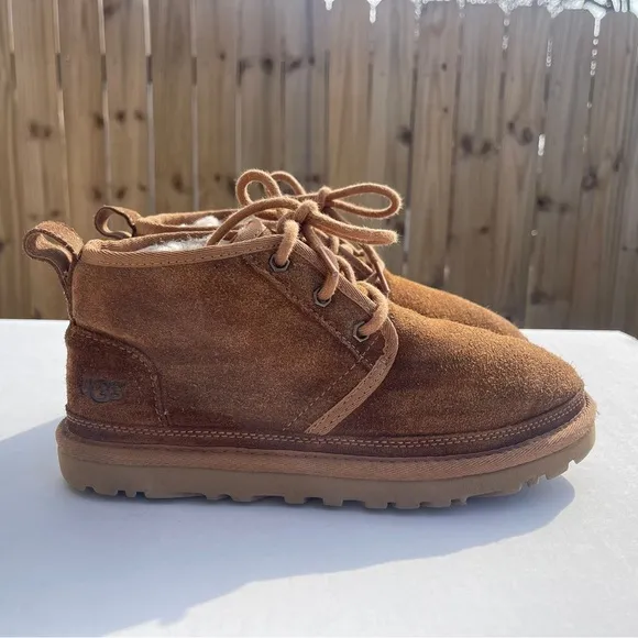UGG 1094269 Neumel Chestnut Brown Suede Fur Low Women's BOOTS Size 6