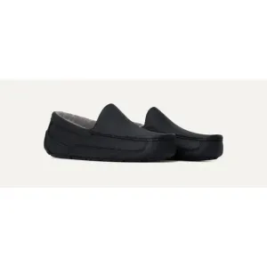 UGG Ascot 1103889 Slippers Men's US 11 Black Leather Faux Fur Lined Shoes TF4440