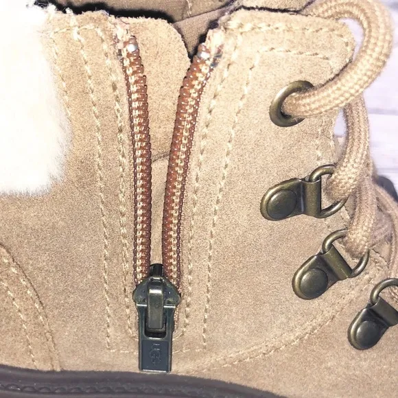 Ugg Australia Kids Tan Azell Hiker Suede Ankle Winter Boots shoes Size 11Toddler