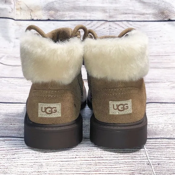 Ugg Australia Kids Tan Azell Hiker Suede Ankle Winter Boots shoes Size 11Toddler
