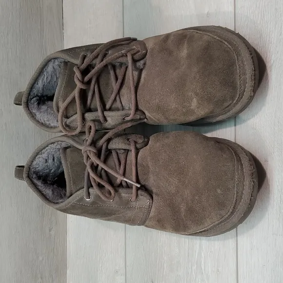 Ugg Australia Neumel Mens 3236 Ankle Leather Chukka Boots shoes sz 11