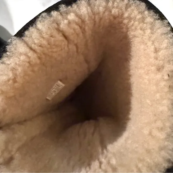 Ugg Australia Sunset Suede Sheepskin Lined Pull On Boots Black Size 7