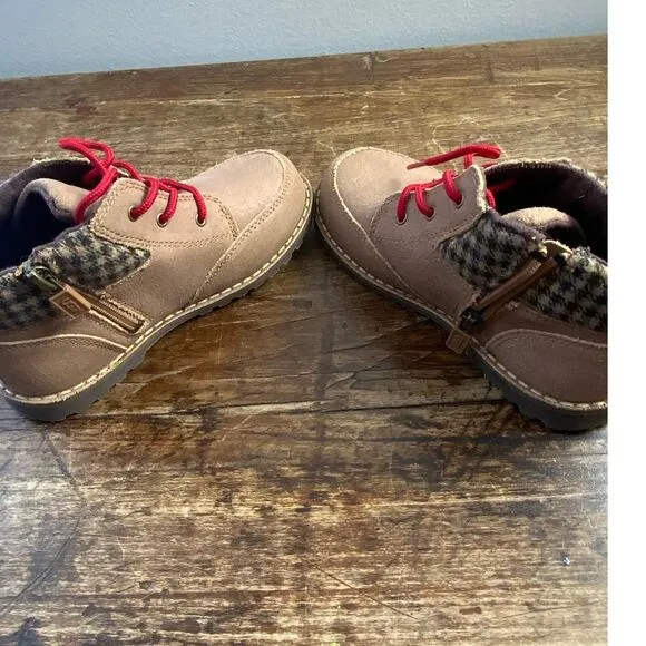 UGG Australia Toddler‎ Orin Suede Hiking Boots Chestnut size 12