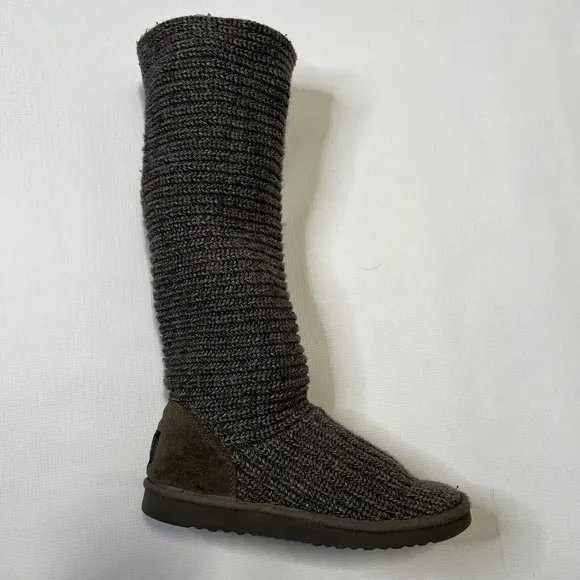 UGG AUSTRALIA WOMEN'S CARDY SWEATER STYLE KNIT MID CALF BOOTS IN GRAY 8 M $150