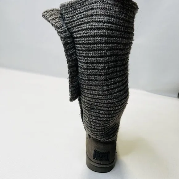 UGG AUSTRALIA WOMEN'S CARDY SWEATER STYLE KNIT MID CALF BOOTS IN GRAY 8 M $150