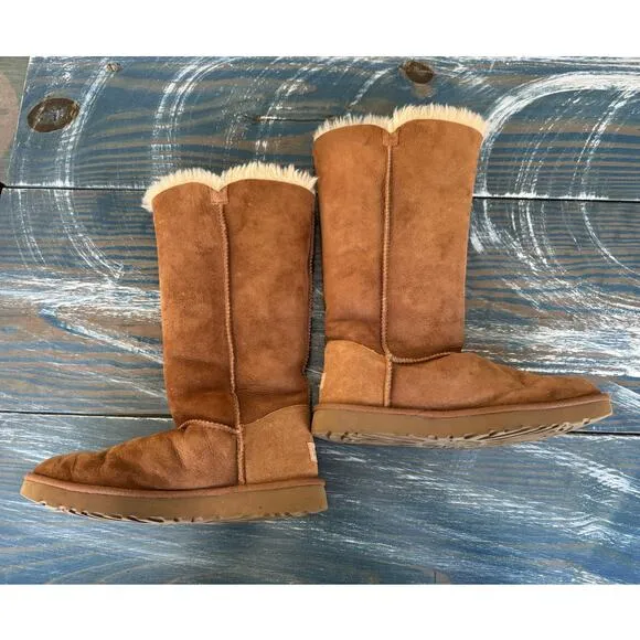 UGG Bailey Button Triplet II leather boots; size women's 10; Chestnut