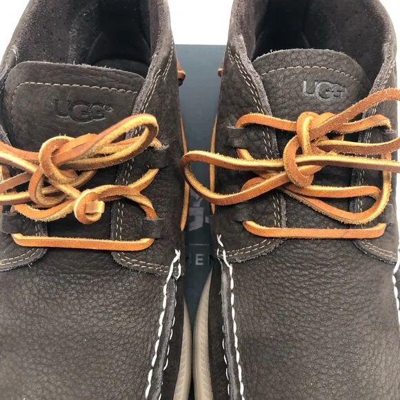 UGG Beach Moc Chukka 11015012 Color Stout