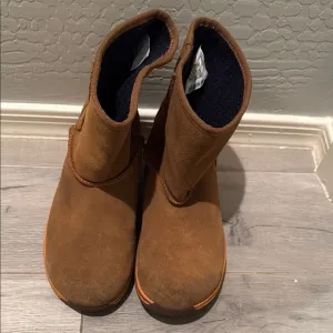 Ugg boots‎ size 6 waterproof