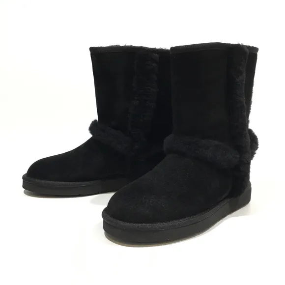 UGG Carter Boots -Water Resistant Black Suede -US 7 -NEW