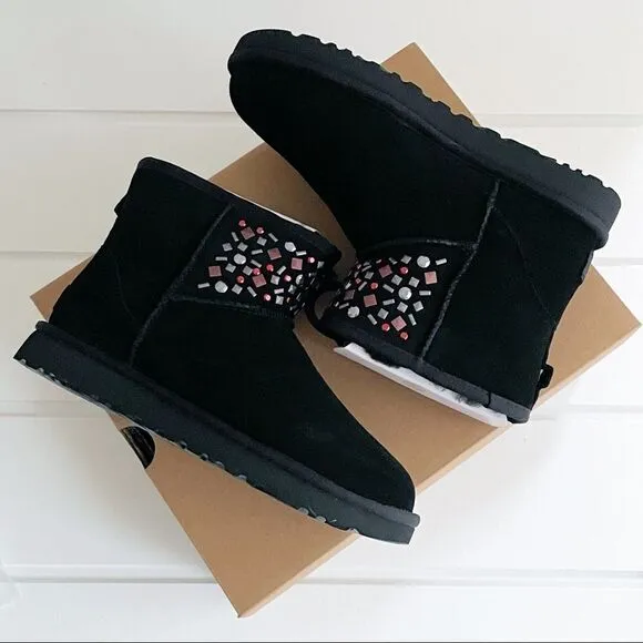 Ugg Classic Genuine Sheepskin Mini II Black Leather Boots With Studs New Size 7
