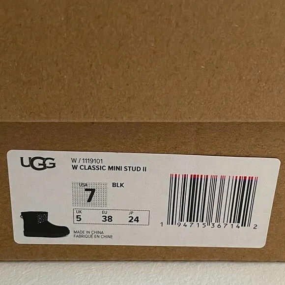 Ugg Classic Genuine Sheepskin Mini II Black Leather Boots With Studs New Size 7