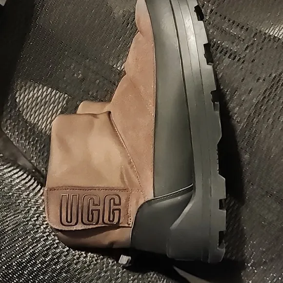 UGG CLASSIC KLAMATH MINI SUEDE TEXTILE WATERPROOF BURNT CEDAR SIZE 8