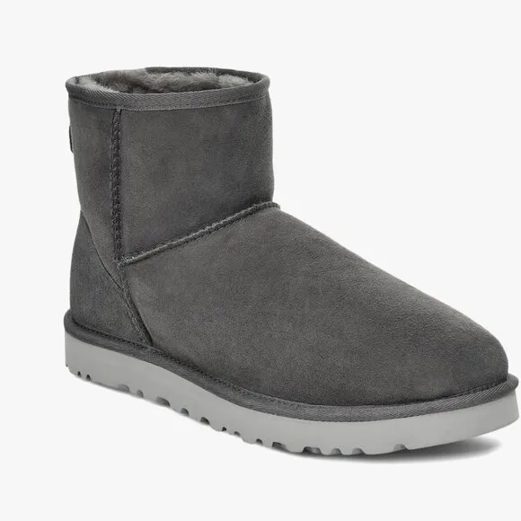 UGG CLASSIC MINI DARK GREY SUEDE SHEEPSKIN MEN'S BOOTS US SIZE 11 New in Box