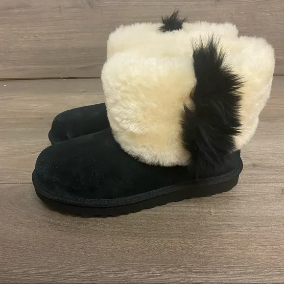 UGG | Classic Mini Wisp Black White Boots NEW IN BOX Size 7