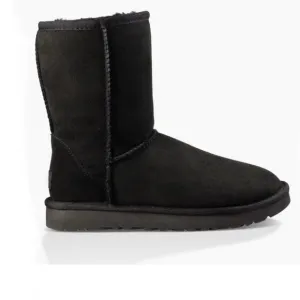 UGG CLASSIC SHORT II ANKLE BOOT