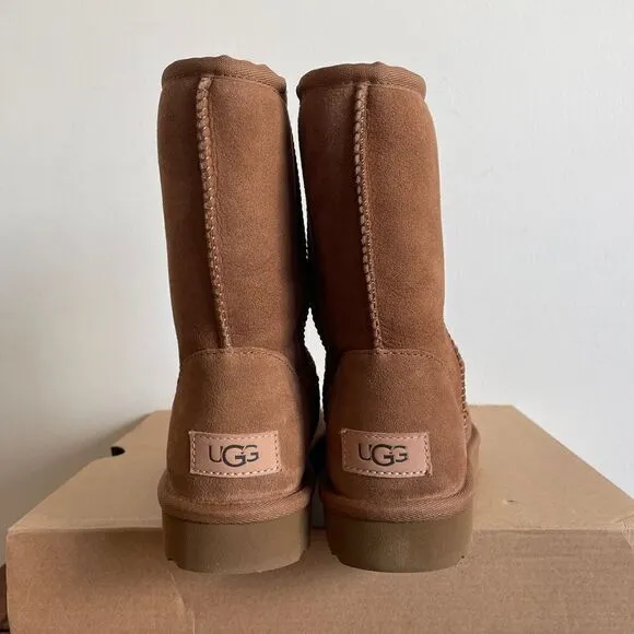 UGG Classic Short II Boots Chestnut USA Women Size 6/UK 4/EU 37