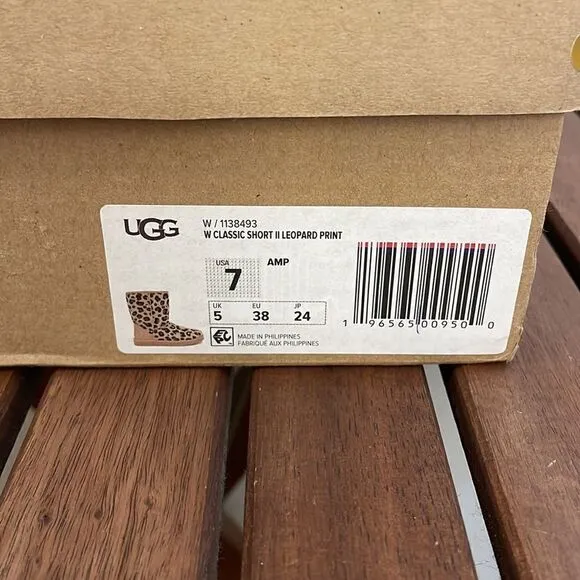 UGG Classic Short II Leopard Print Boots USA Women Size 7/UK 5/EU 38