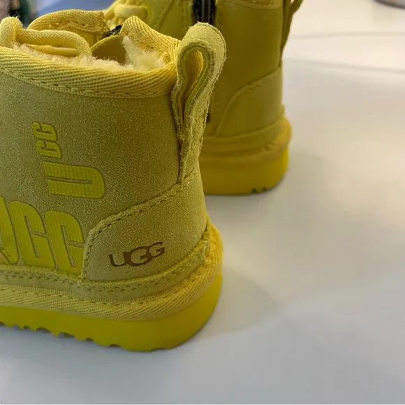 UGG Classic Toddler Neumel II Suede Boots Samba Yellow Winter Wool Chukka Kids 7