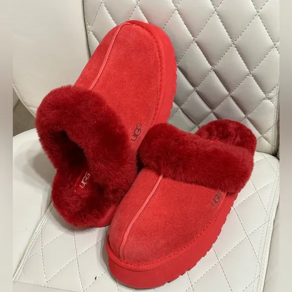 UGG DISQUETTE RED SUEDE FUR SLIDE PLATFORM SLIPPER SHOES SIZE 7