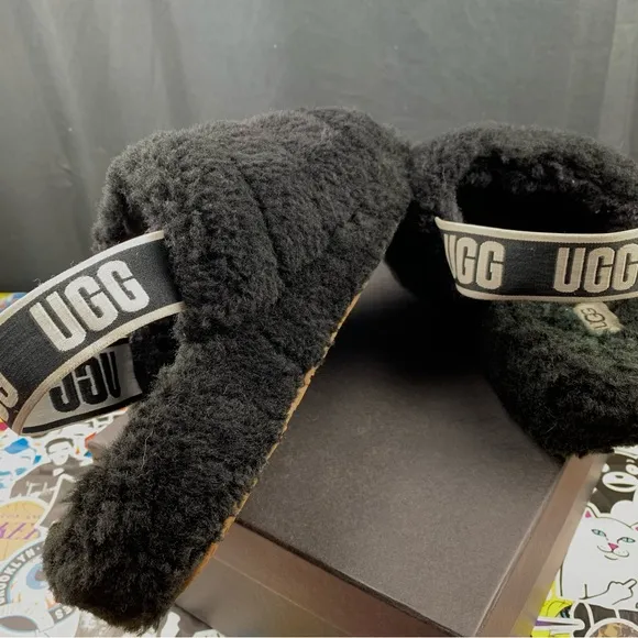 UGG Fluff Yeah Fur Slippers Size 9 Women's