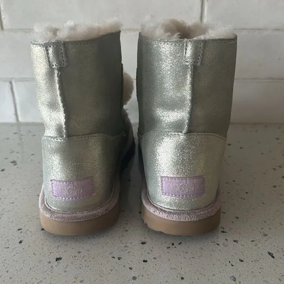 UGG Gita Pom Pom Girl's Metallic Gold Pink Leather Shearling Boots Size 6 Youth