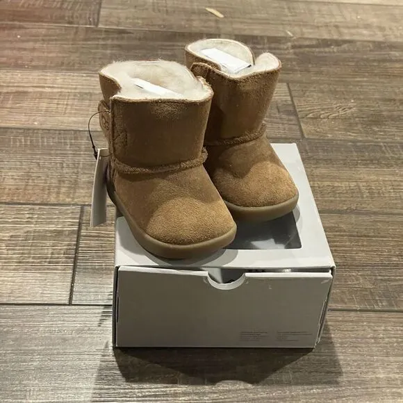UGG I KEELAN Boot Infant 0/1 Chestnut Suede Shoes Fur Lined Winter Boots NEW