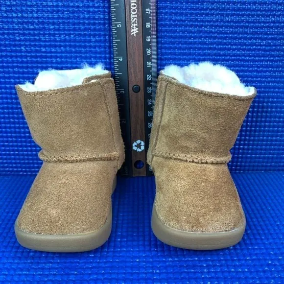 UGG KEELAN Kids-Baby Girls Size 0/1 (0-12 Months)Chestnut Brown Fur Boots Shoes
