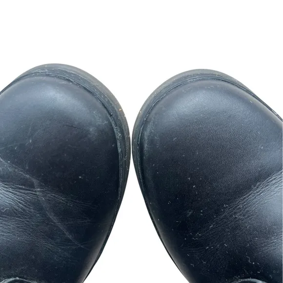 Ugg Kesey Waterproof Boots size 7.5