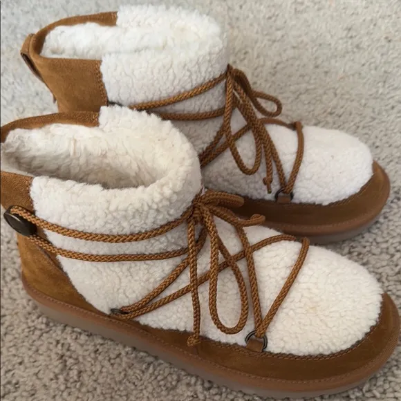 Ugg Koolaburra Michon Mini Suede Ankle Boots Shoes