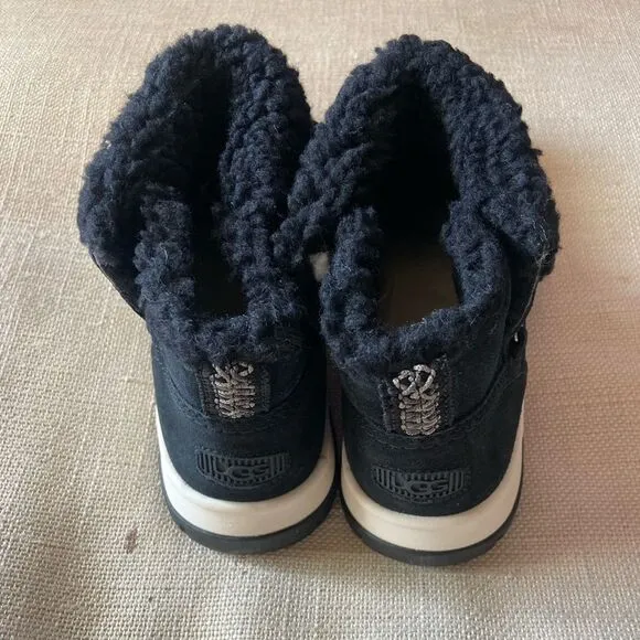 UGG Lakeside Heritage Lace Sneaker Boots Waterproof Suede Black 9