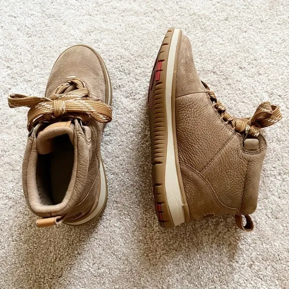 Ugg Lakesider Ankle Sneaker Boots in Chesnut Leather Sz 5