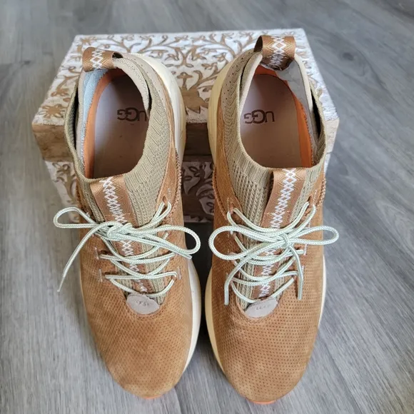 UGG Men's Miwo Sport  High Hyperweave Shoes