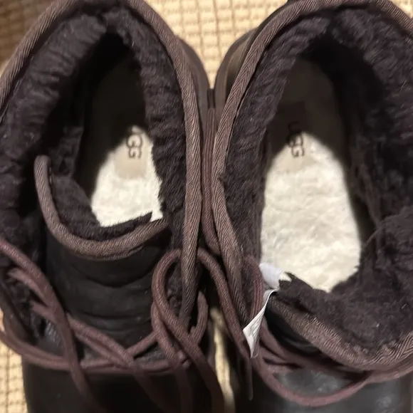 UGG Men's Neumel Boots Leather  Fur Wool Lace up Shoes, China Tea Color size 9