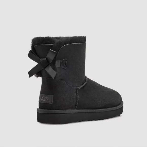 UGG Mini Bailey Bow II black Women SIZE 8 new
