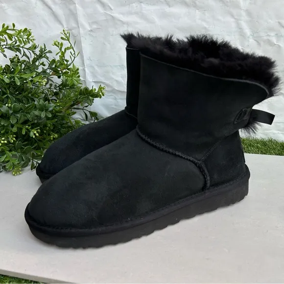 UGG Mini Bailey Bow II black Women SIZE 8 new