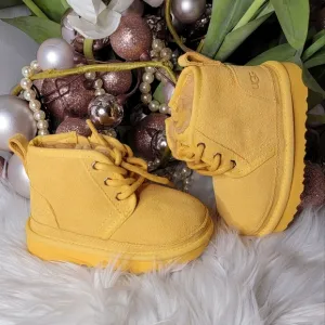 Ugg Neumel II Chukka Boot - Little Kid / Big Kid Brand new