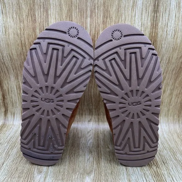 UGG Neumel Women's Size 8 Chestnut Brown Suede Slip On Booties Shoes 1094269