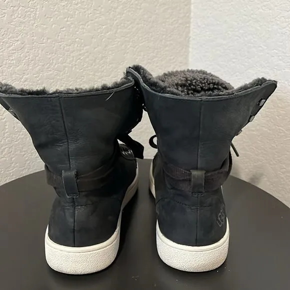 UGG (NWOT) Starlyn Leather and Sherling, Black, Size 6