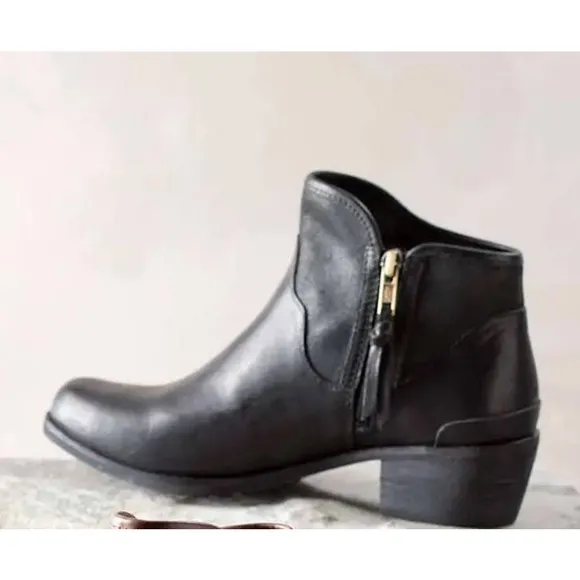 UGG Penelope Ankle Boots Black Suede Leather Size 8 Bootie Sherpa Lined