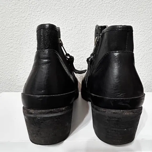 UGG Penelope Ankle Boots Black Suede Leather Size 8 Bootie Sherpa Lined
