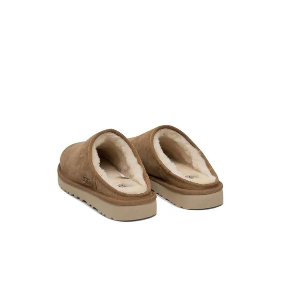Ugg Sneakers &amp; Slip-on Size US 7