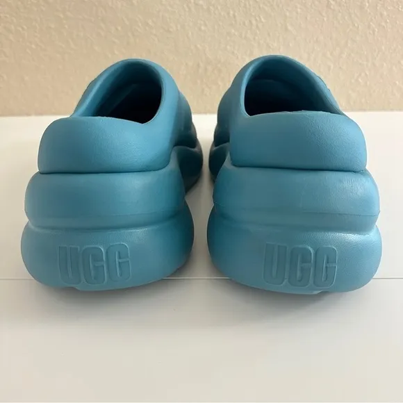 Ugg Sport Yeah Clogs in Blue Color sz W9