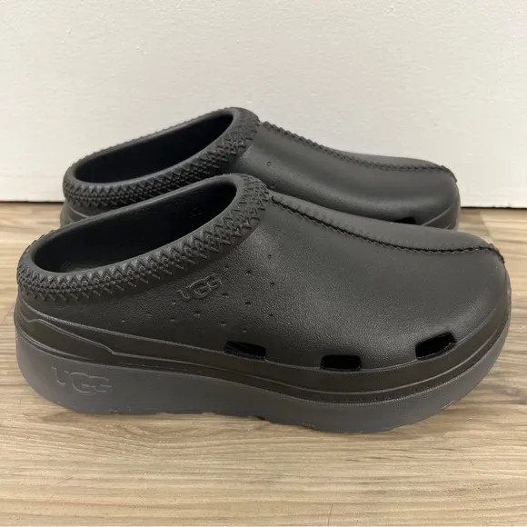 UGG TASMAN SPORT LOAFERS SHOES SLIPPERS BIG KIDS SIZE 3 BLACK 1136525K NWOB