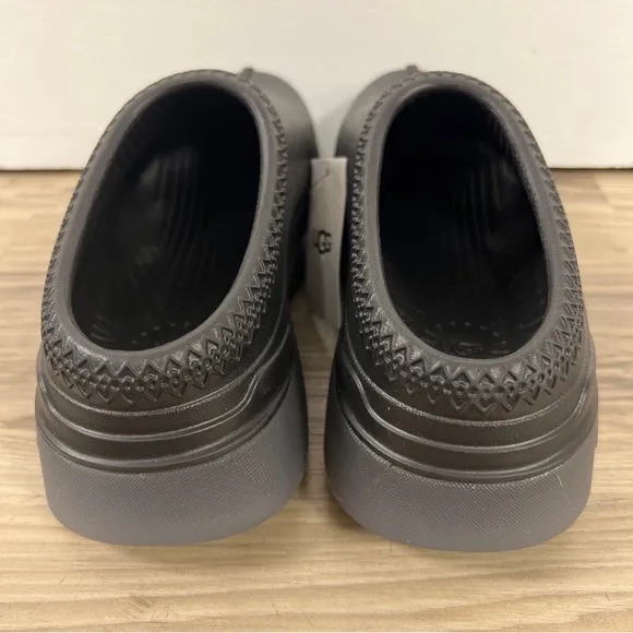 UGG TASMAN SPORT LOAFERS SHOES SLIPPERS BIG KIDS SIZE 3 BLACK 1136525K NWOB