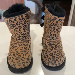 Ugg Toddler Bailey Bow Leopard Boots Chestnut