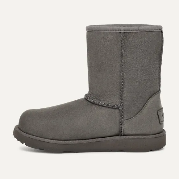 UGG Toddler Waterproof Boots Size 9UIGC