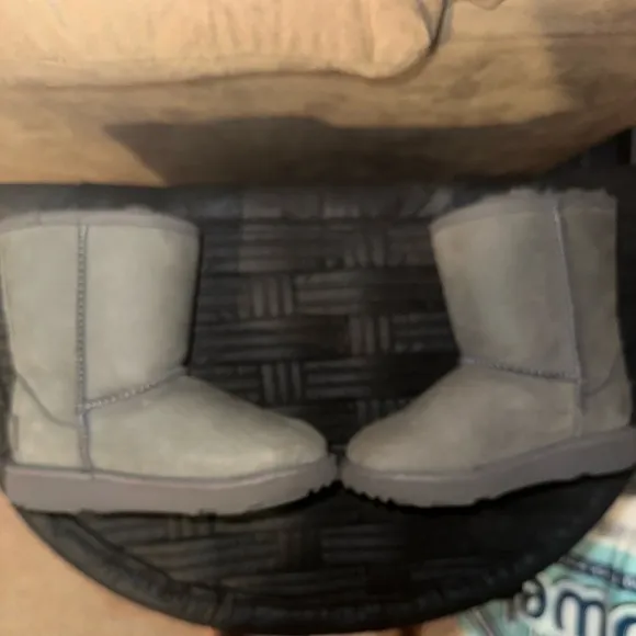 UGG Toddler Waterproof Boots Size 9UIGC