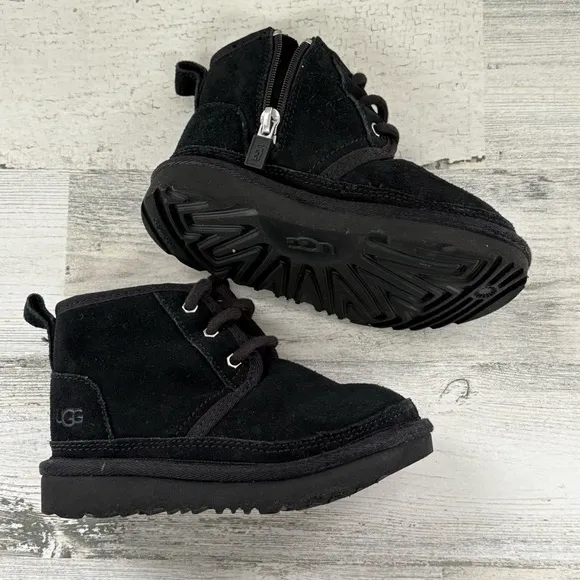UGG Unisex Size 9 Neumel II Chukka Boots Lace Up &amp; Side Zip In Black Suede