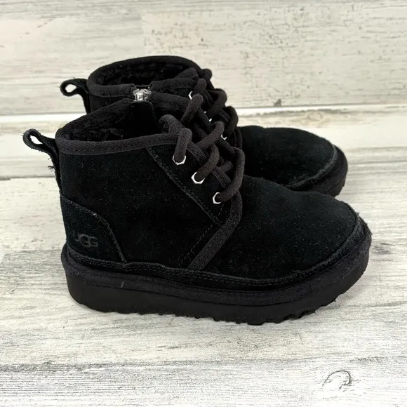 UGG Unisex Size 9 Neumel II Chukka Boots Lace Up &amp; Side Zip In Black Suede